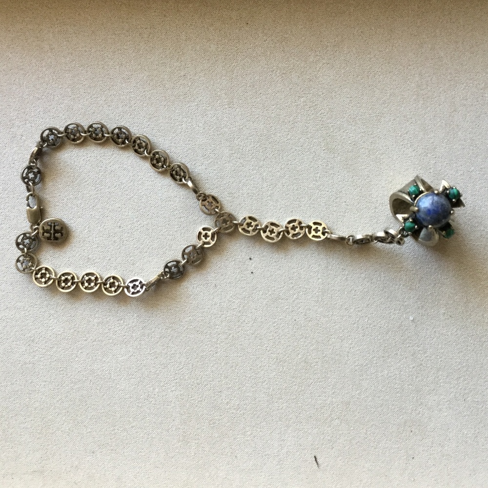 NEW Tory Burch Stone Ring Hand Chain - Picture 5 of 7